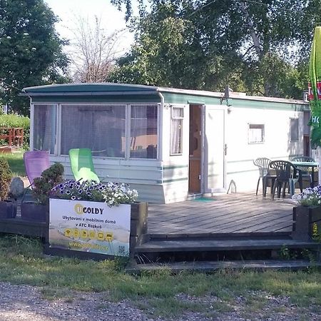 Mobilni Dum U Goldy Hotel Ceska Skalice Luaran gambar