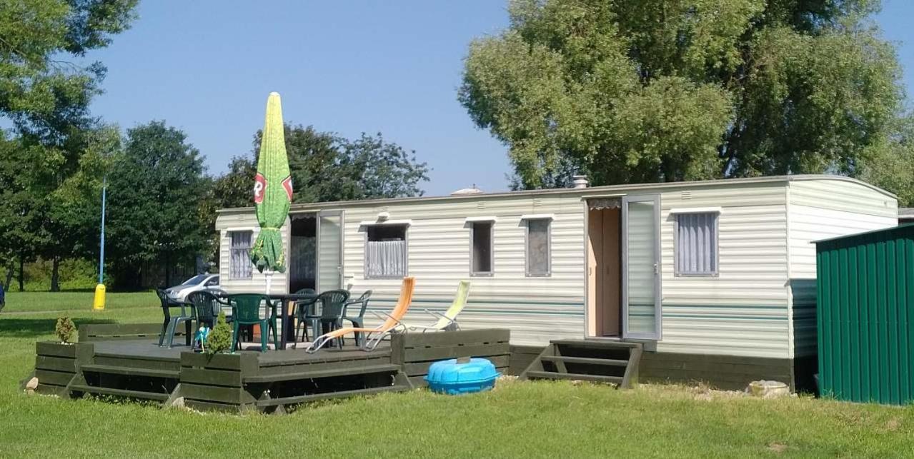 Mobilni Dum U Goldy Hotel Ceska Skalice Luaran gambar